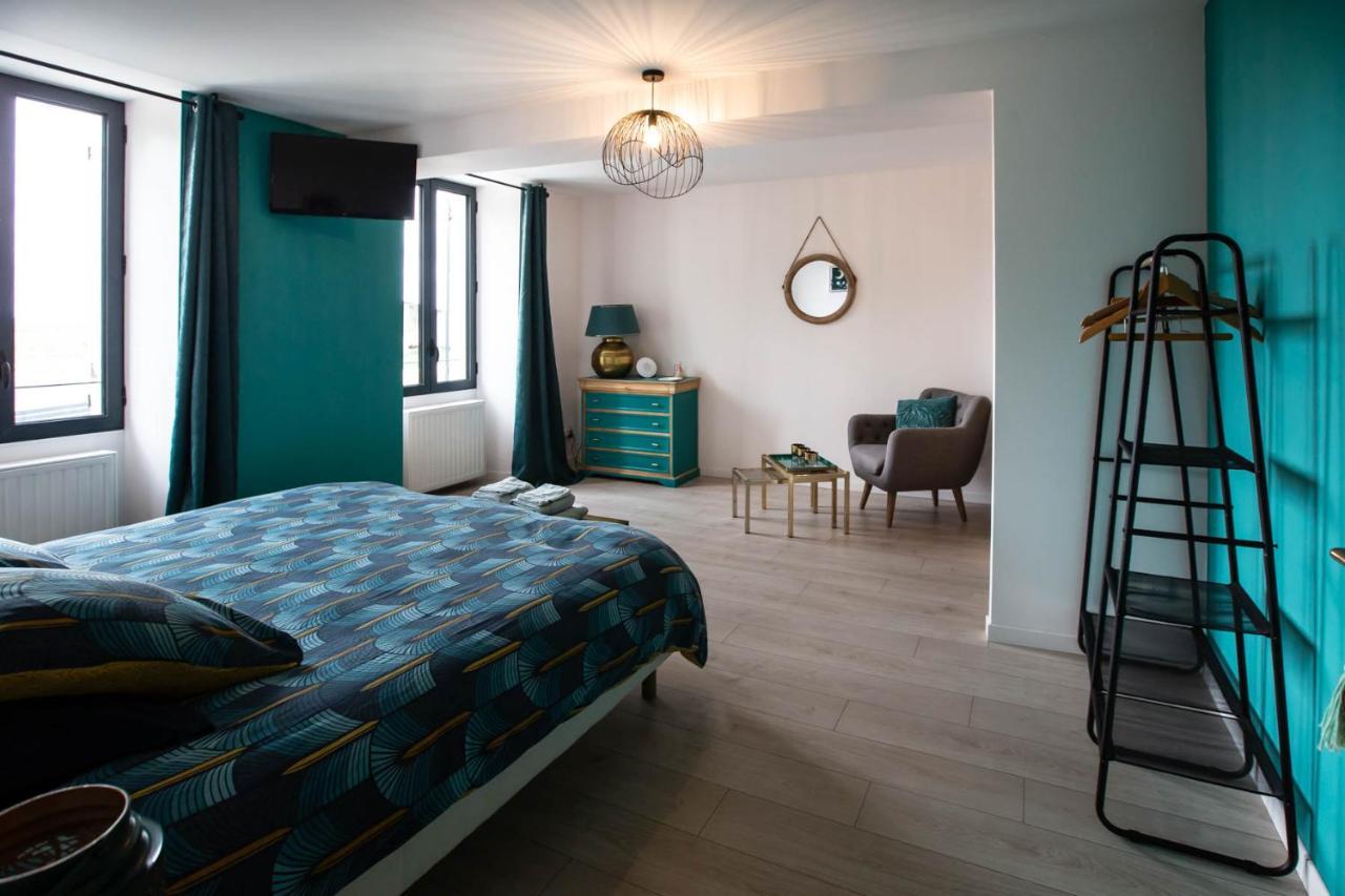 Au Bouchon Hotell Saint-Aigulin Eksteriør bilde