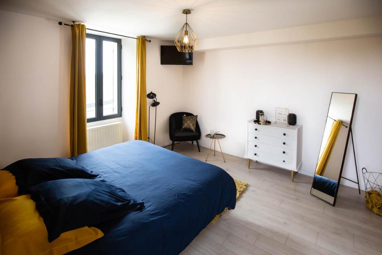 Au Bouchon Hotell Saint-Aigulin Eksteriør bilde