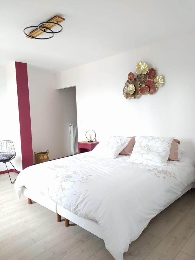 Au Bouchon Hotell Saint-Aigulin Eksteriør bilde