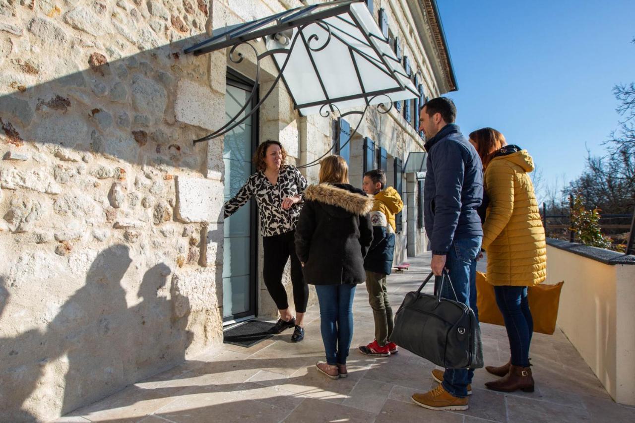 Au Bouchon Hotell Saint-Aigulin Eksteriør bilde
